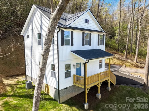 337 Garren Creek Rd, Fairview, NC 28730