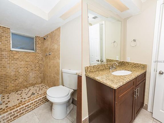2nd image of 2034 Maureen Dr