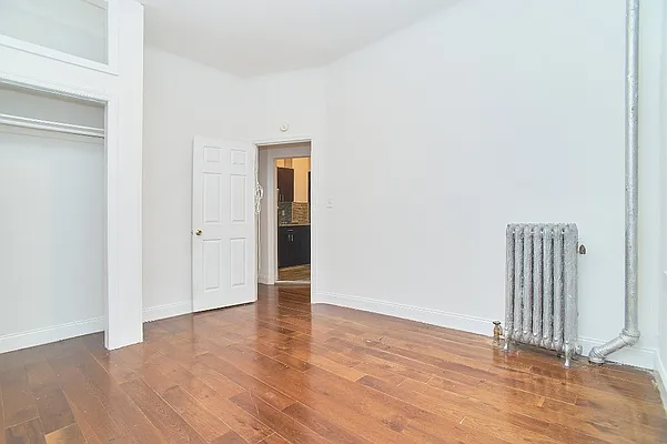 Rented by Living New York | media 12