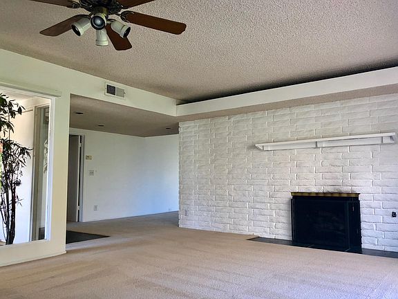 5th image of 1364 Crestline Dr