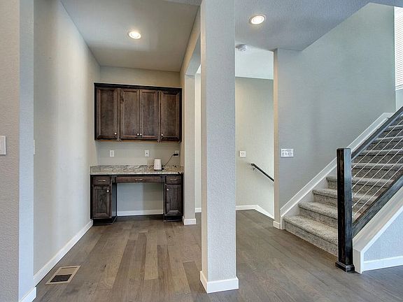 4th image of 3518 Corsica Way