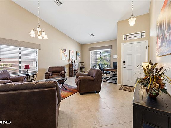 5th image of 43249 W ASKEW Drive