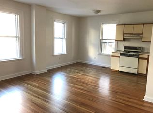 25 Suffolk St #1, Cambridge, MA 02139