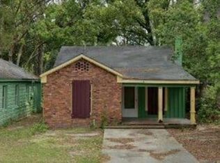 621 3rd St SE, Moultrie, GA 31768