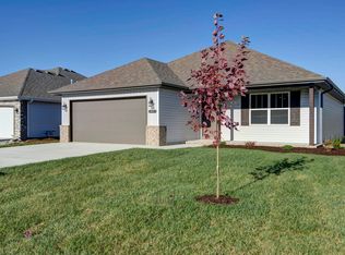 817 S Parkside Cir LOT 113, Nixa, MO 65714
