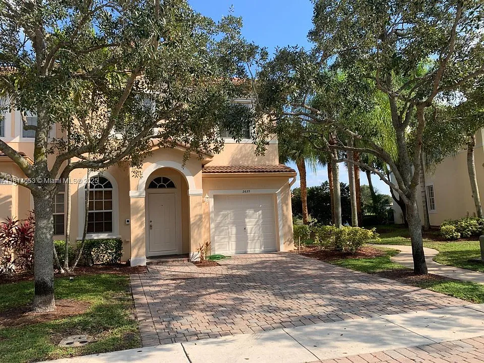 2635 SW 84th Ter