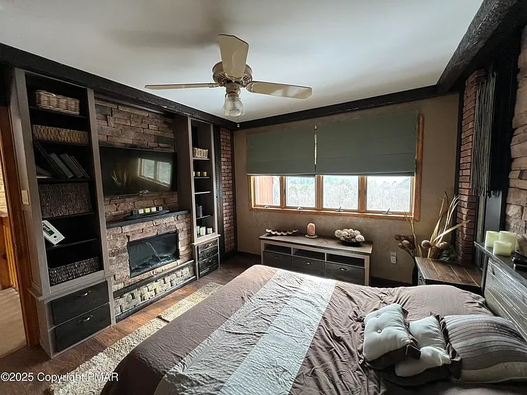 520 Maxine Dr — Photo 29