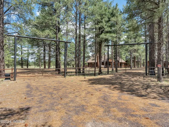 8495 N Dakota Way, Williams, AZ 86046