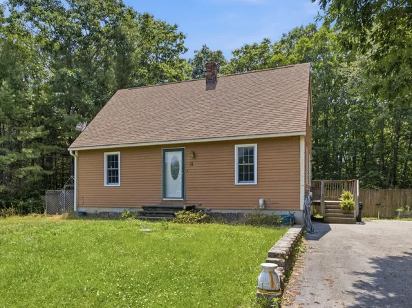 31 Kolbe Drive, Waterboro, ME 04087