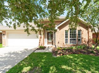 8222 Mandalay Bay Dr, Baytown, TX 77523