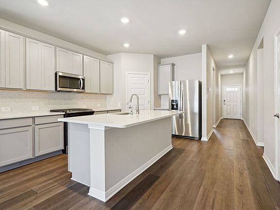 Check out the Winedale floorplan with the Balanced interior package.