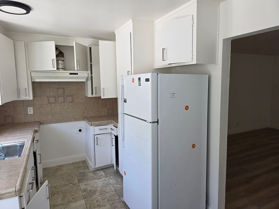 1st image of 3538 Agate Dr APT 6