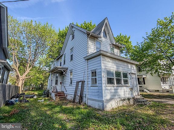 2nd image of 67 Walnut St