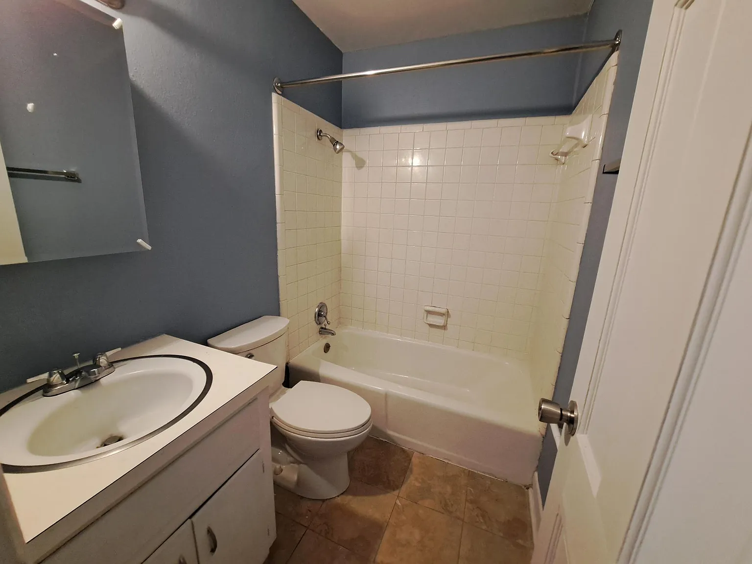2 bed, 650 sqft, $779 — Photo 4