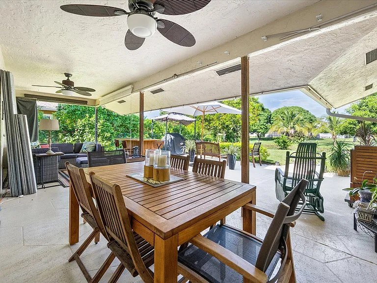 13889 Geranium Pl — Photo 15