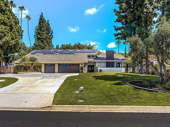 2nd image of 1891 Beverly Glen Dr