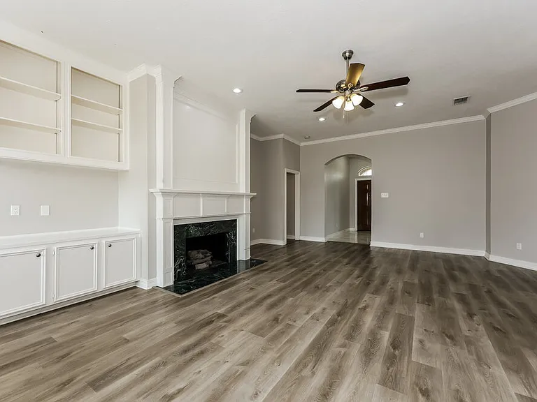 2604 Millstream Dr — Photo 3