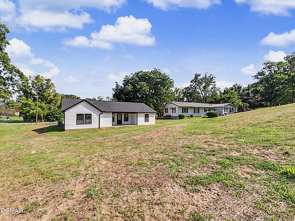 4th image of 234 Meadowbrook Dr