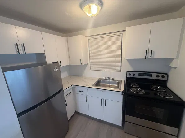 245 NE 191st St APT 3008, Miami, FL 33179