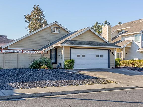 2nd image of 807 San Remo Street