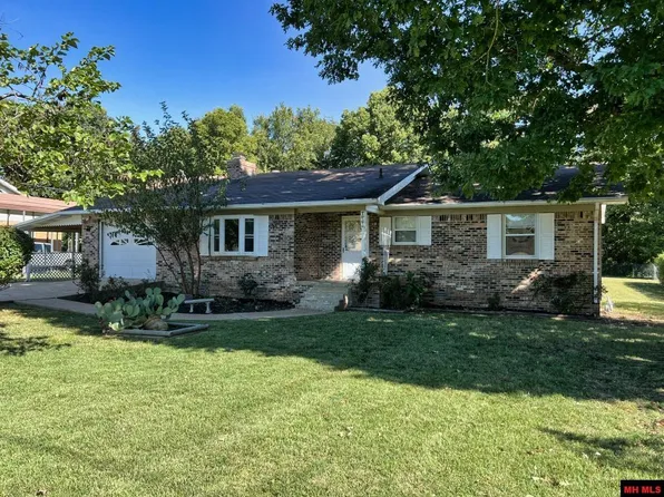 183 Nelson, Mountain Home, AR 72653