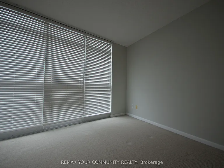 231 Fort York Blvd #1511 — Photo 6