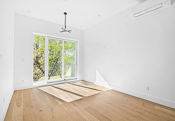 5th image of 668 Nostrand Ave #4R