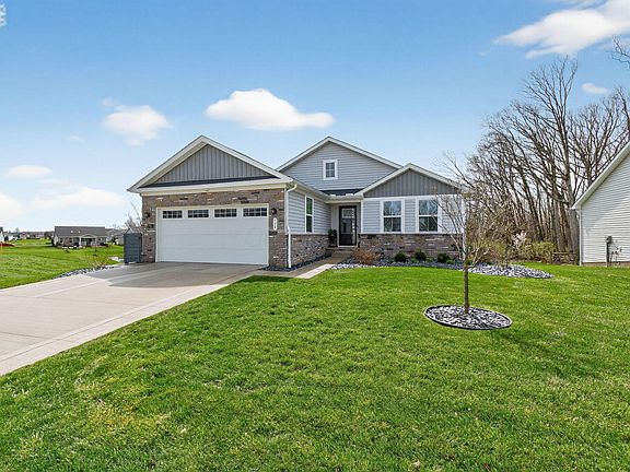 2nd image of 775 Buchloe Dr