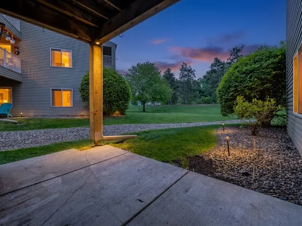 1225 Ferndale St N #B1, Maplewood, MN 55119
