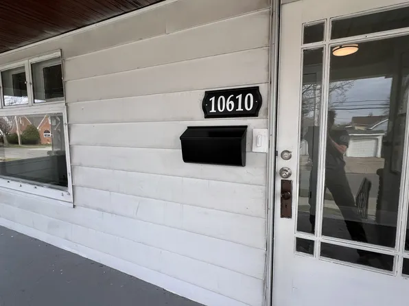10610 Langton Ave, Garfield Heights, OH 44125