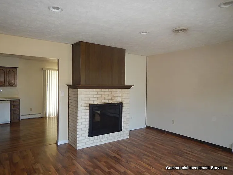 202 S Baytree Ave — Photo 15