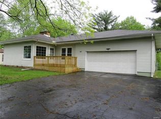 3908 Rio Vista Dr, Godfrey, IL 62035