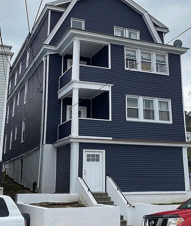 1st image of 112 Livingston Ave APT 1