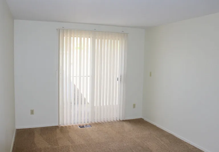 5618 Troy Villa Blvd — Photo 7