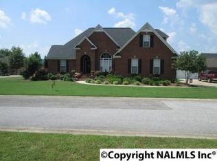 1833 Caroline Ct, Southside, AL 35907