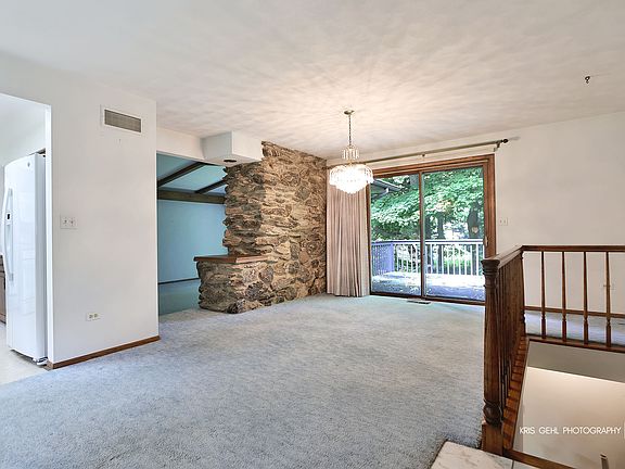 3rd image of 10639 W Circle Dr