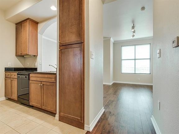 5th image of 330 Las Colinas Blvd APT 812