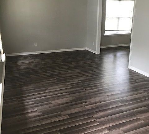 5th image of 6106 Spanish Moss Ln
