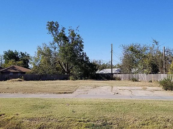 4th image of 4309 Leonhardt Dr