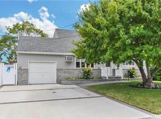 3427 Weidner Ave, Oceanside, NY 11572
