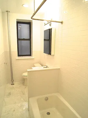 Rented by City Connections Realty | media 35