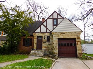 520 Sycamore Ln, East Lansing, MI 48823