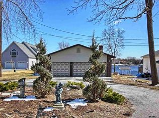 73 Heritage Dr, Gettysburg, PA 17325