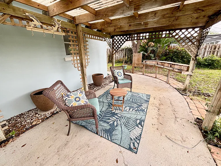 430 Coconut Dr — Photo 20