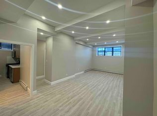 129 Beach 118 St #1M, Rockaway Park, NY 11694