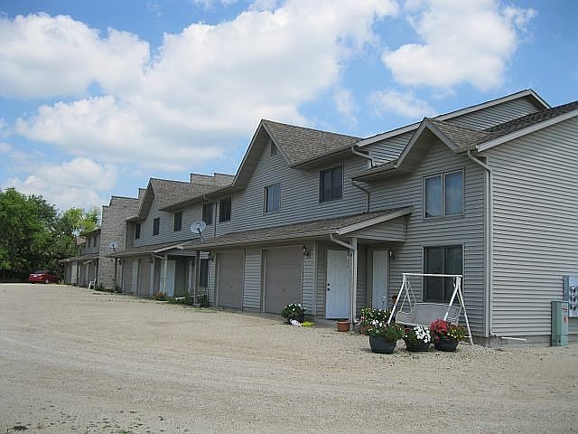 1142 Boughton Street 14 units