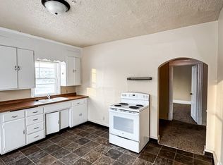 1017 17th St N, Fargo, ND 58102
