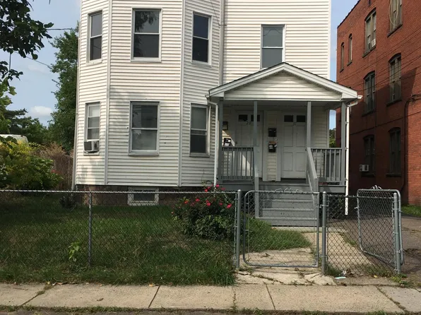 29 Rowe Ave Floor 2, Hartford, CT 06106