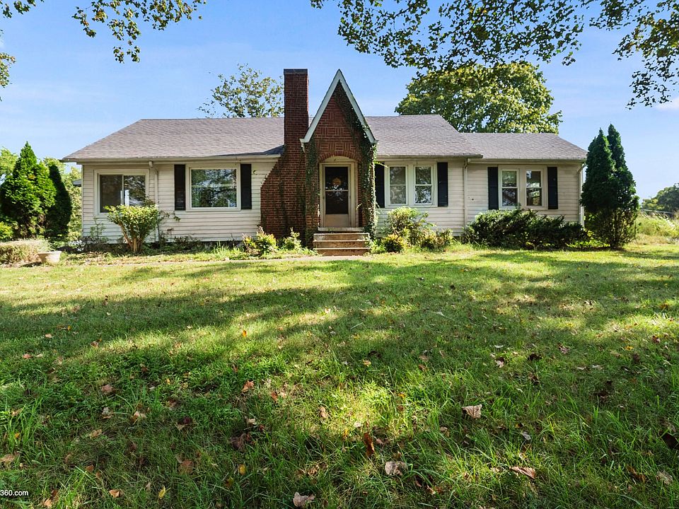1st image of 158 Spencer Ln