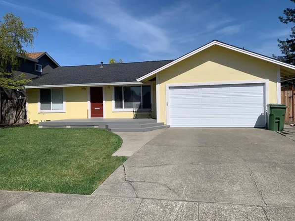 8650 Lords Manor Way, Rohnert Park, CA 94928